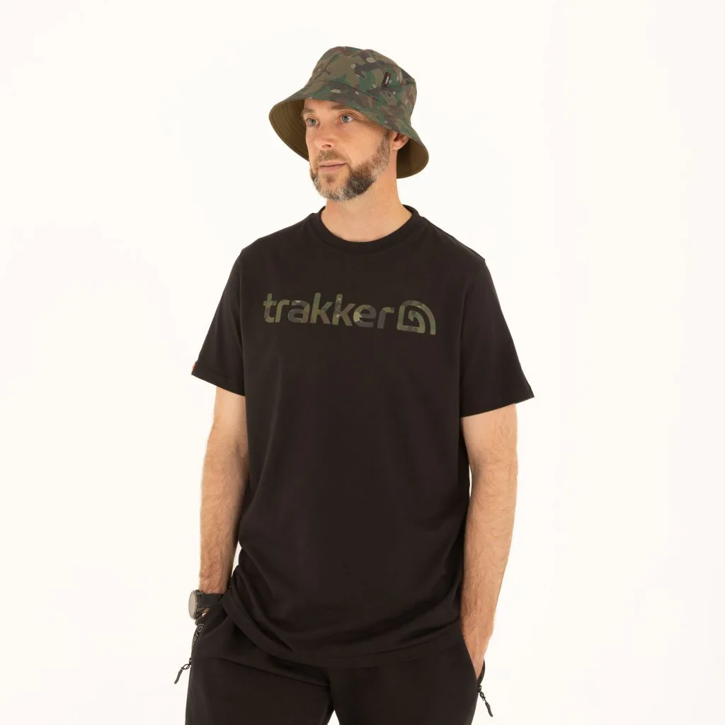Trakker Tričko CR Logo T-shirt Black Camo - MojeRybárstvo.sk Trakker Tričko CR Logo T-shirt Black Camo – Obrázok 3