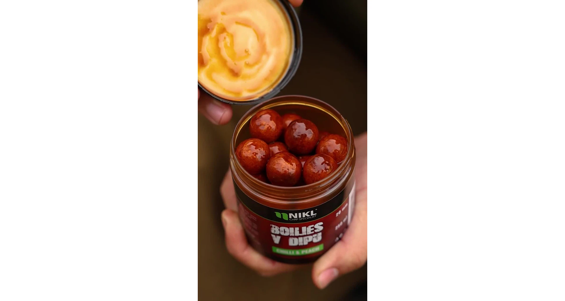 Nikl Boilies v dipu Chilli & Peach 250ml - MojeRybárstvo.sk Nikl Boilies v dipu Chilli & Peach 250ml – Obrázok 3