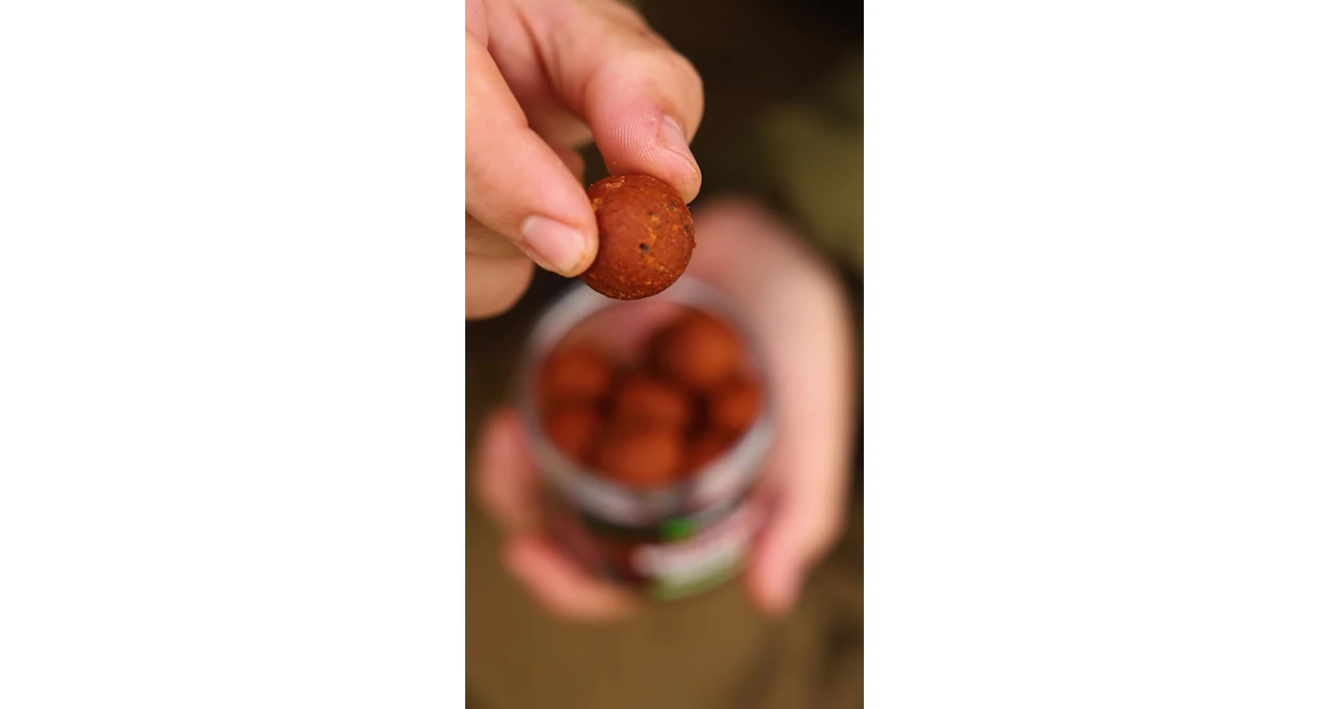 Nikl Rozpustné boilies Chilli & Peach 250ml - MojeRybárstvo.sk Nikl Rozpustné boilies Chilli & Peach 250ml – Obrázok 3