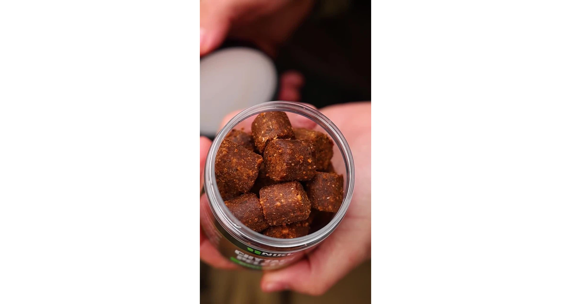Nikl Chytací pelety Devill Krill 250ml - MojeRybárstvo.sk Nikl Chytací pelety Devill Krill 250ml – Obrázok 3