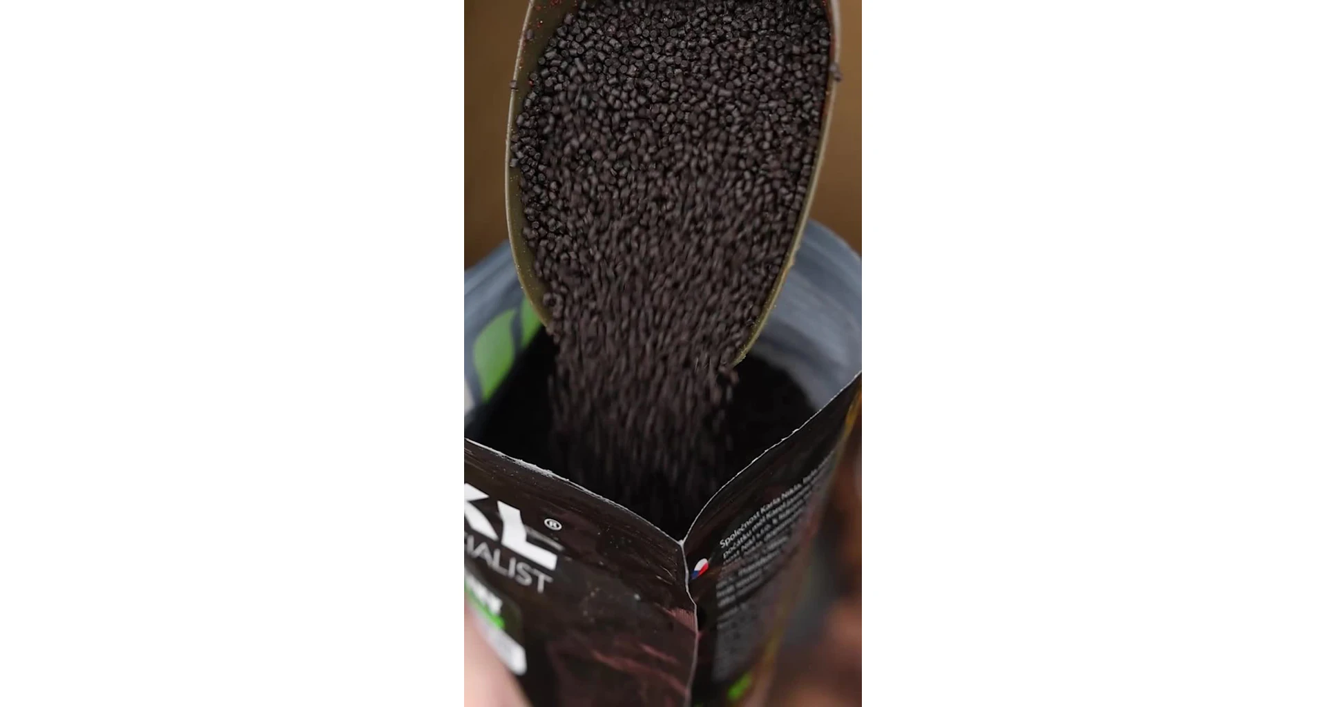 Nikl Kapří mini pelety 1kg - MojeRybárstvo.sk Nikl Kapří mini pelety 1kg – Obrázok 2