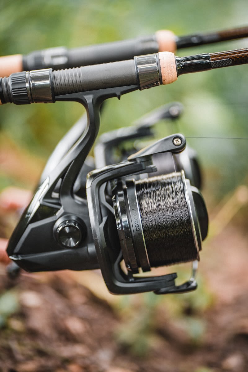 Giants fishing Naviják Deluxe Reel FD 9000 + cívka 8000 ZDARMA! - MojeRybárstvo.sk Giants fishing Naviják Deluxe Reel FD 9000 + cívka 8000 ZDARMA! – Obrázok 5