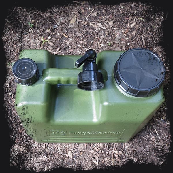 RidgeMonkey kanystr Heavy Duty Water Carrier 15l - MojeRybárstvo.sk RidgeMonkey kanystr Heavy Duty Water Carrier 15l – Obrázok 10