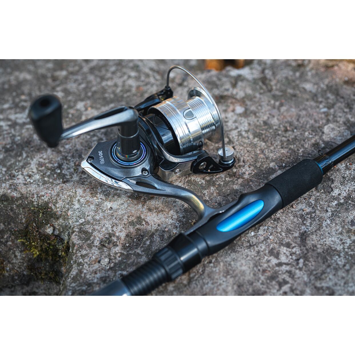 Garbolino prut Proxima JetSpin L 1,80m (682), 3-15g + naviják Strike 301FD (711) - MojeRybárstvo.sk Garbolino prut Proxima JetSpin L 1,80m (682), 3-15g + naviják Strike 301FD (711) – Obrázok 4