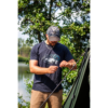 Giants fishing Tričko pánské modré Rybář s kaprem – Obrázok 6