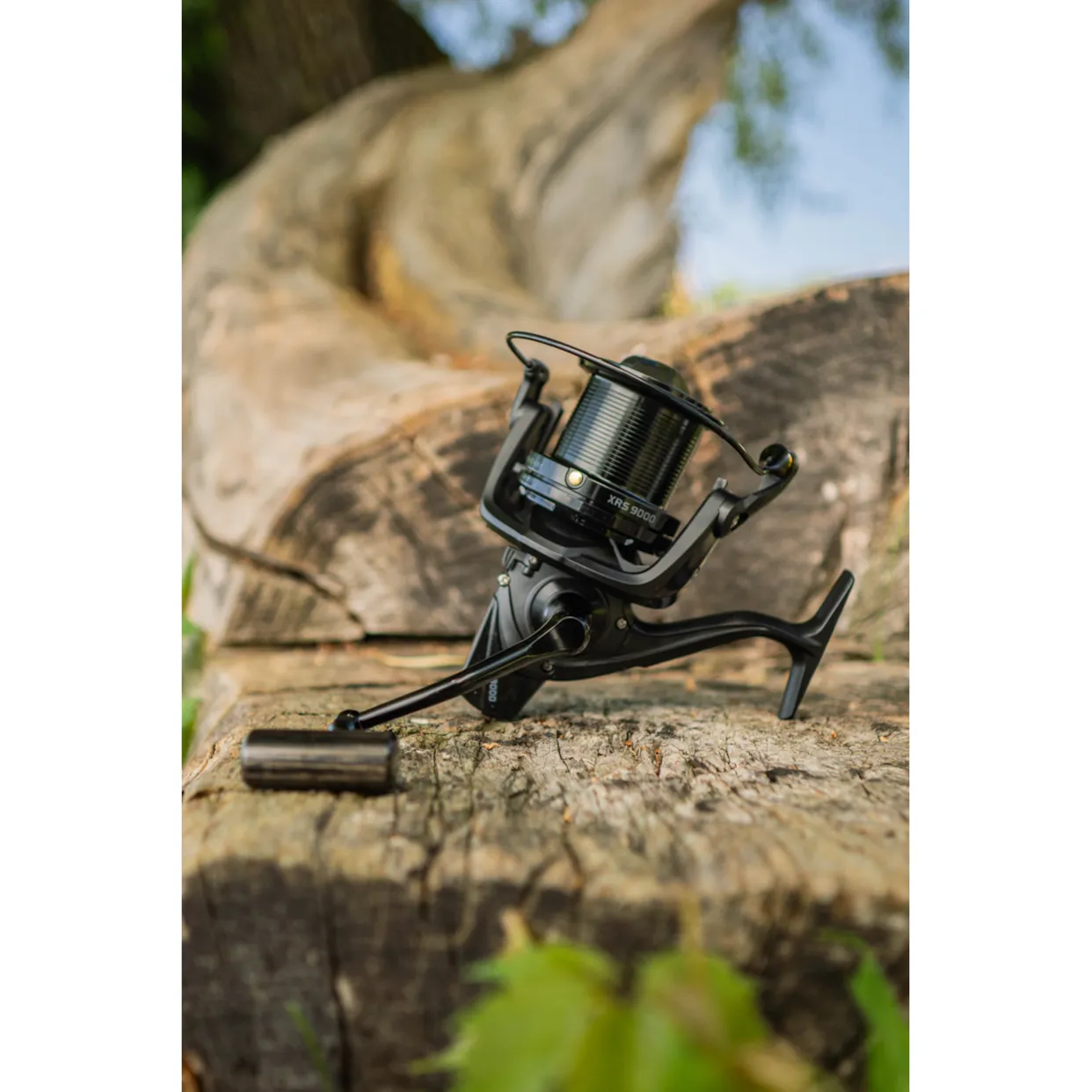 Giants fishing Naviják XRS FD 9000 + černá cívka 10000 ZDARMA! - MojeRybárstvo.sk Giants fishing Naviják XRS FD 9000 + černá cívka 10000 ZDARMA! – Obrázok 3