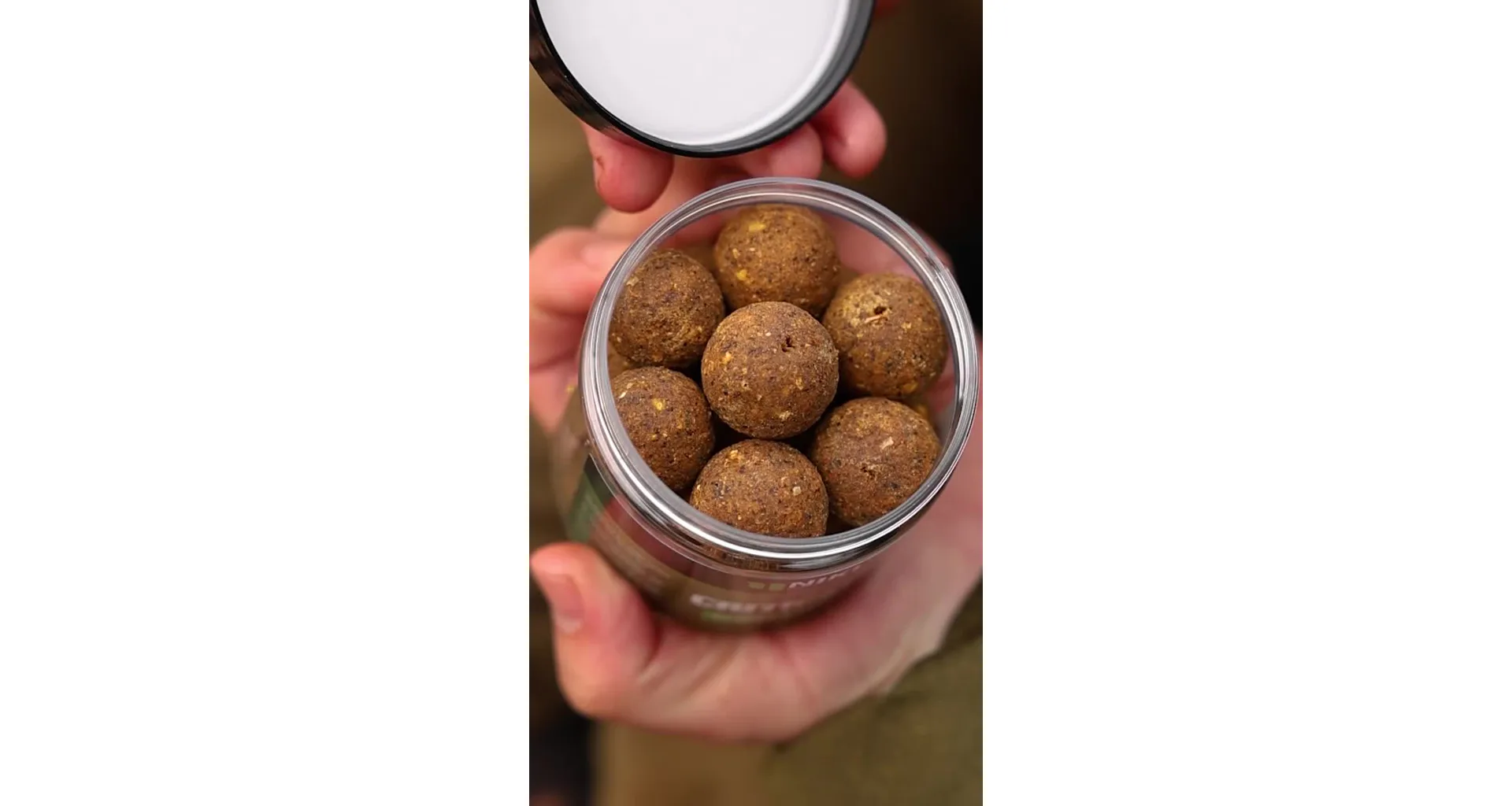 Nikl Criticals boilie Scopex & Squid 250ml - MojeRybárstvo.sk Nikl Criticals boilie Scopex & Squid 250ml – Obrázok 3