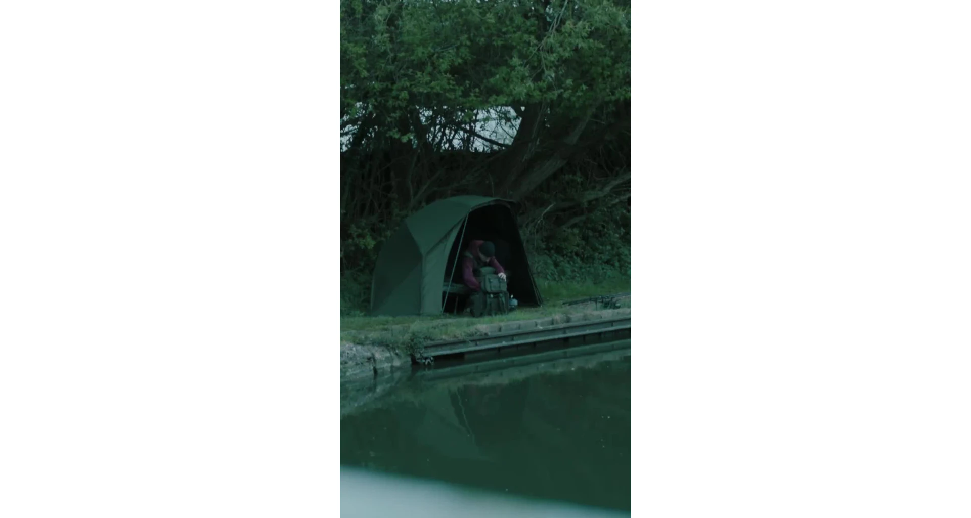 Trakker Brolly Summit X Brolly System - MojeRybárstvo.sk Trakker Brolly Summit X Brolly System – Obrázok 3