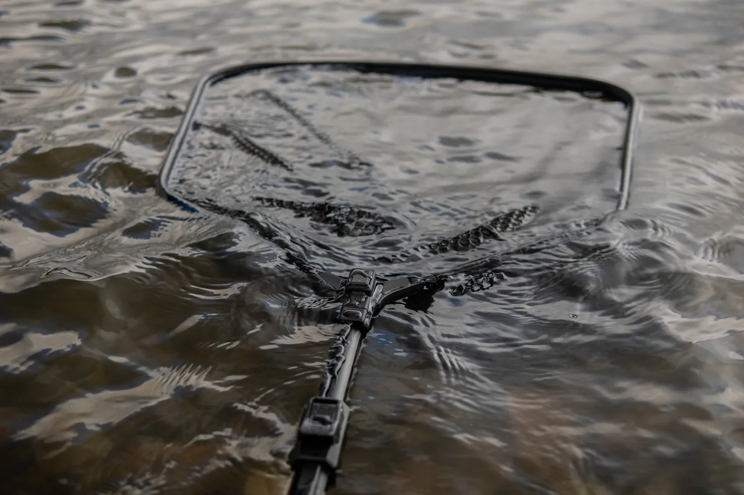 Giants fishing Plovoucí podběrák s pogumovanou síťkou Luxury X-large Float 80x70cm - MojeRybárstvo.sk Giants fishing Plovoucí podběrák s pogumovanou síťkou Luxury X-large Float 80x70cm – Obrázok 10