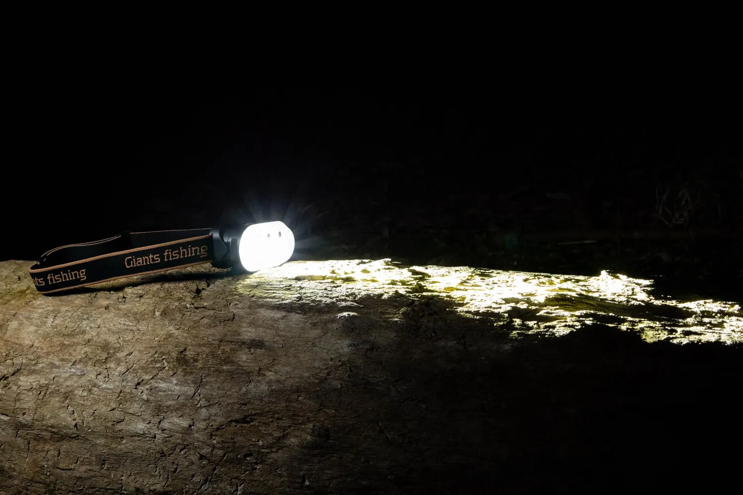 Giants fishing Čelovka Headlamp LED Luxury 350 - MojeRybárstvo.sk Giants fishing Čelovka Headlamp LED Luxury 350 – Obrázok 9