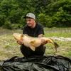 Giants fishing Tričko pánské černé Kapři v kruhu – Obrázok 6