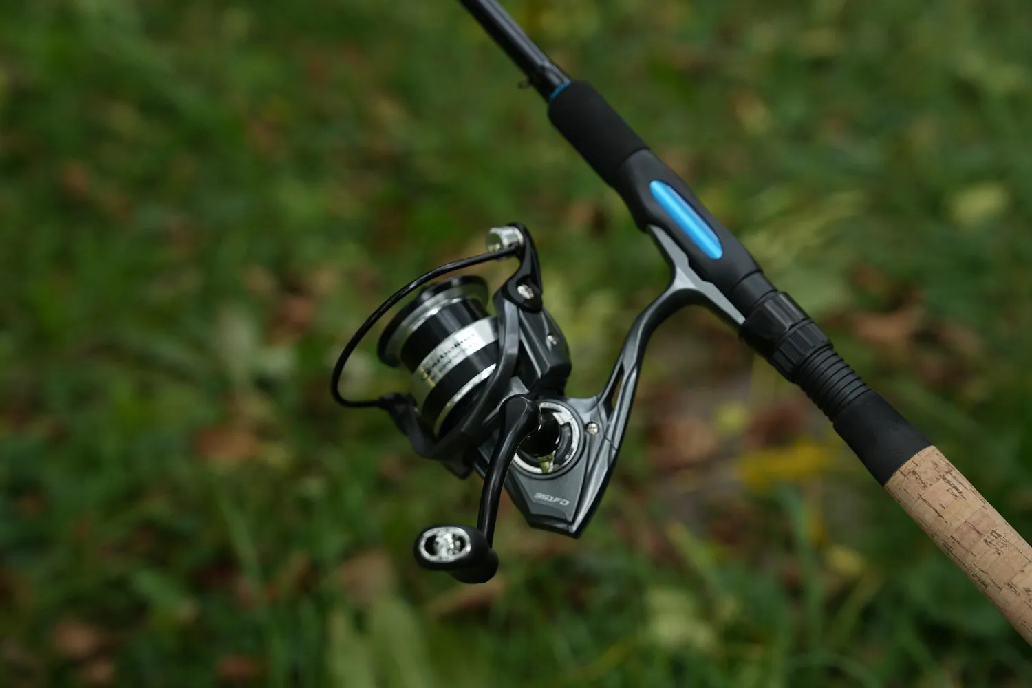 Garbolino prut Proxima JetSpin M 2,40m, 10-30g + naviják G-Spin 351FD - MojeRybárstvo.sk Garbolino prut Proxima JetSpin M 2,40m, 10-30g + naviják G-Spin 351FD – Obrázok 4
